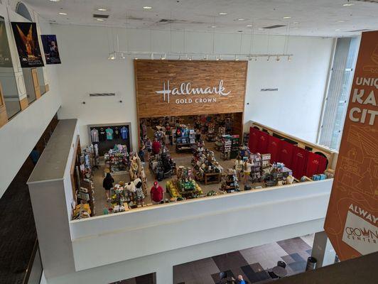 Hallmark Gold Crown Store