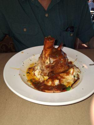 Pork shank and garlic mashed.  Tender and perfectly seasoned.  A great meal not found in West Michigan