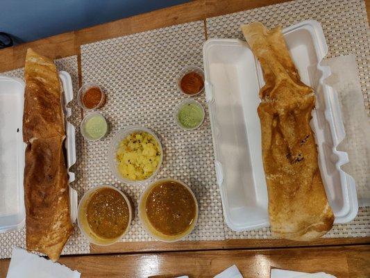 Masala dosa and ghee roast dosa to go