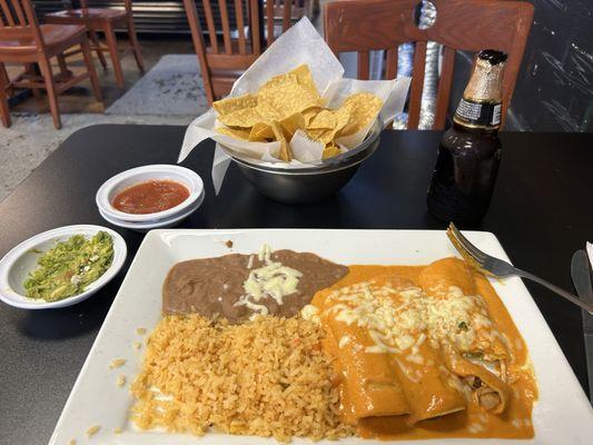 Chicken enchiladas El Primo