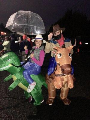 Our amazing youth leaders having a good time at our Trunk or Treat. It was a bit rainy that night but everyone still had a ton of fun.