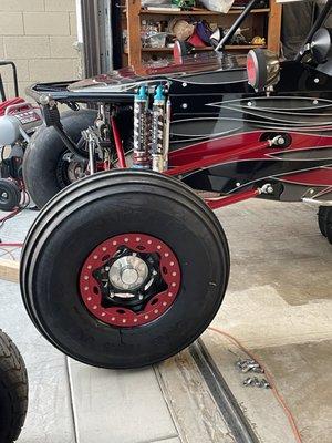 Front dune buggy STU tire with bead locks ring.