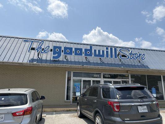 Goodwill Store - Cleburne