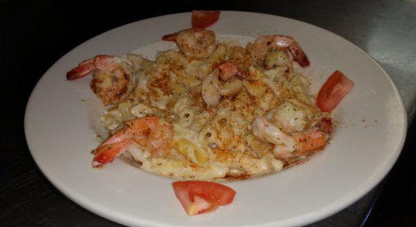 Shrimp Alfredo Pasta, one of the favorites of the costumer.