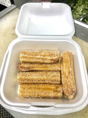 1 order of creme-filled churros (6 pieces)