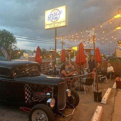 A cool Friday night at Colorado Pinball Pub