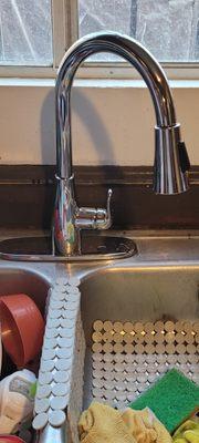 New kitchen faucet installed