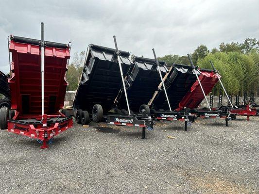 Dump trailers