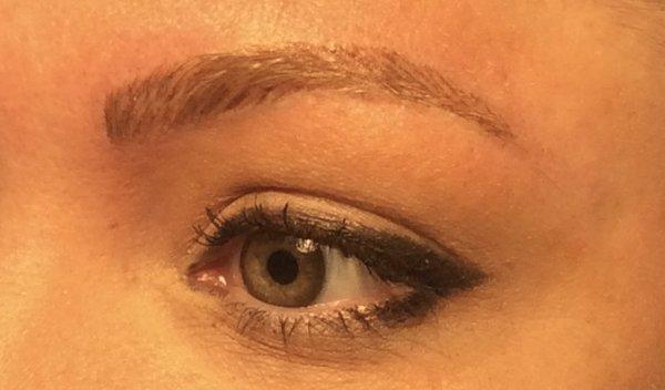 3D brows healed 4 weeks after first visit.