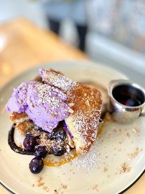 Ube French Toast - good!  The ube cream was not too heavy, I lai.  :)