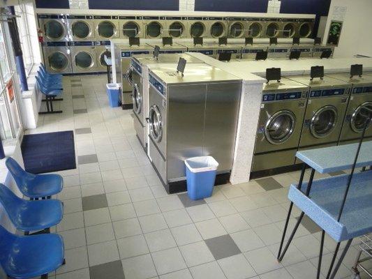 Star Laundromat