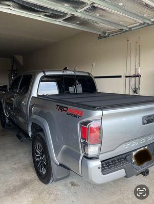 New foldable hard truck bed cover