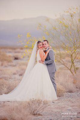 Las Vegas wedding photographer at Paiute golf course