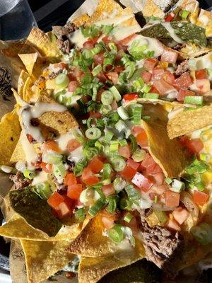 Philly cheesesteak nachos