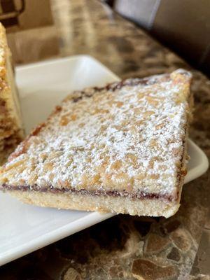 raspberry crumb bar