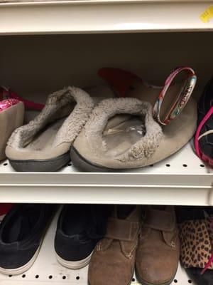 Gross slippers - should never have been donated by anyone, let alone put on shelf for sale!