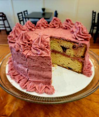 Roasted Strawberry Cake