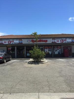 Just stopped here for some cheap gas.  It's only $2.95 for mid grade gas here.  Boy, are we getting ripped off in Southern Cali!