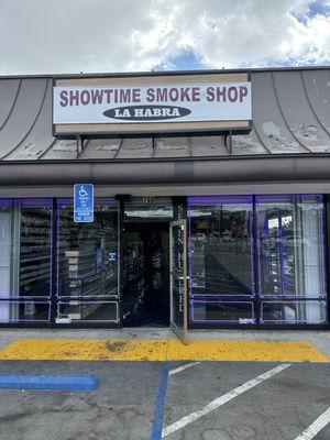 Showtime Smoke Shop