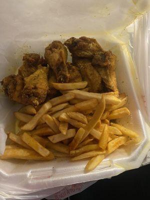 10 Wings and Fries lemon pepper