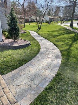 Belgard Mega Arbel Paver Walkway - Lance's Landscaping - St Louis Harsdcape Contractor