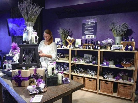 Pelindaba Lavender Sarasota - handcrafted lavender products direct from the farm