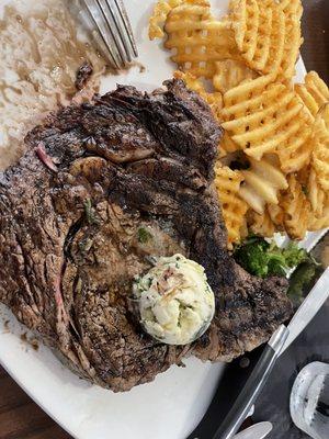 Ribeye with fries & seasoned broccoli