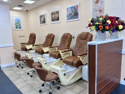 Pedicure chairs