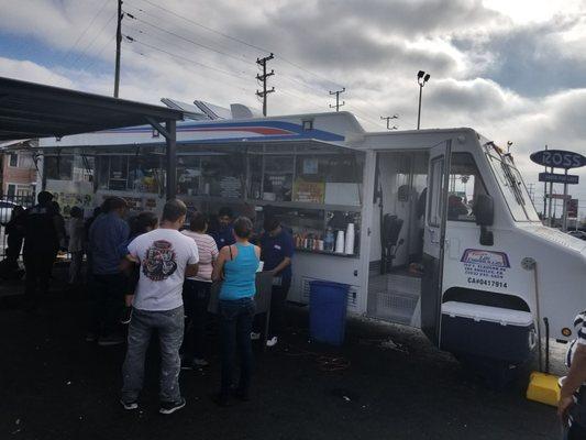 Taco truck front