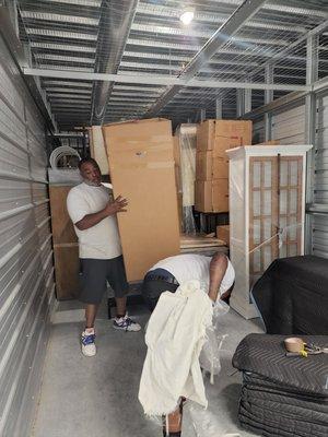 We at Mitchell's Movers work hard to get it done!!