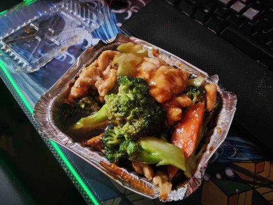 Chicken with broccoli