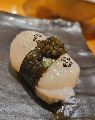 Scallop w/ Caviar