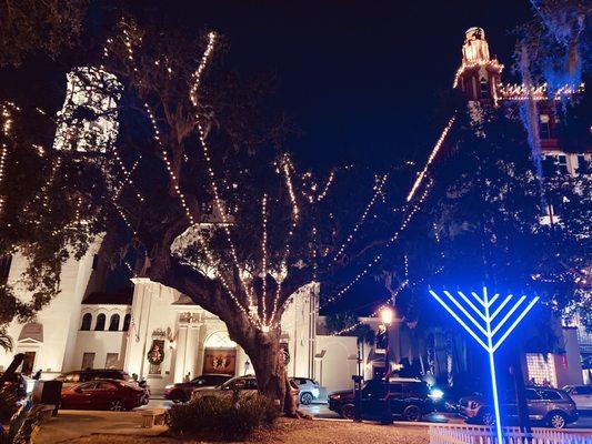 Plaza de la Constitucion -- Christmas lights