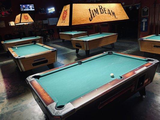 Pool table