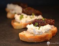 Fig jam and goat cheese crostini