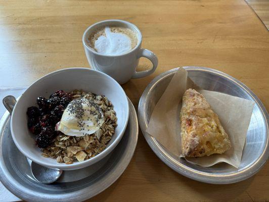 Yogurt & granola, vanilla latte, peach scone