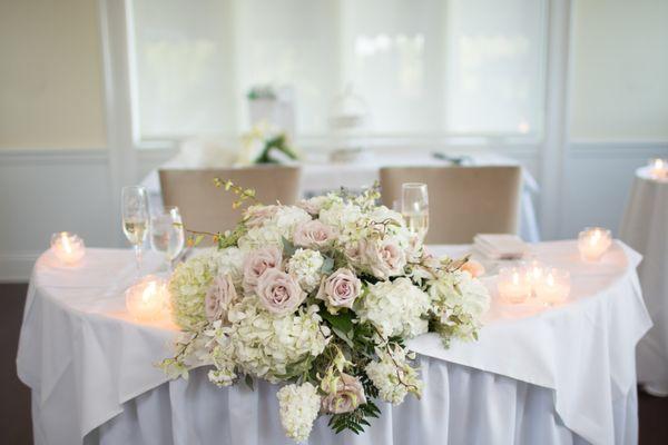 Sweetheart Table Bouquet by Arcadia. Photo Credit: www.alexandratwren.com/