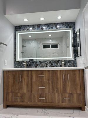 Boston double vanity cognac wood color, white quartz countertop and Carrara white tile, floor matte