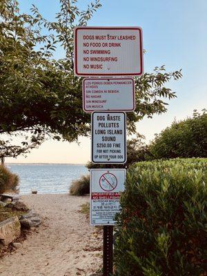 Larchmont Doggie Beach Rules, posted at the entrance (& also on the beach) (09-15-2024)