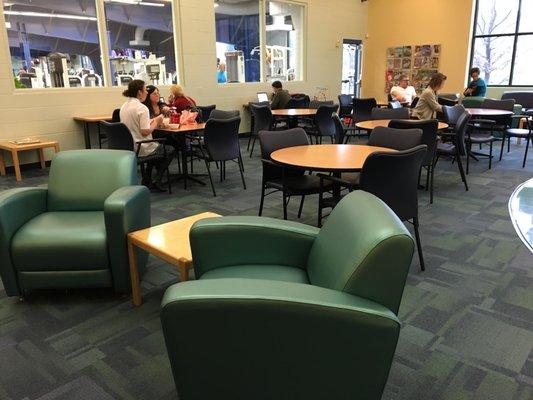 Ashland Family YMCA lobby