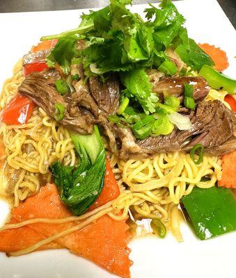 Short rib garlic noodle