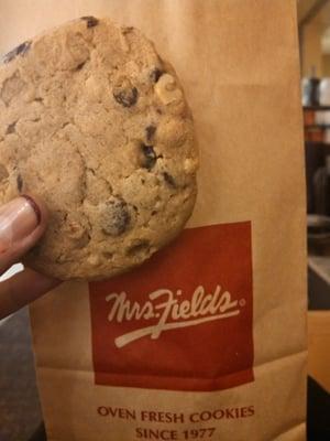 My favorite cookie: Chocolate chip walnut