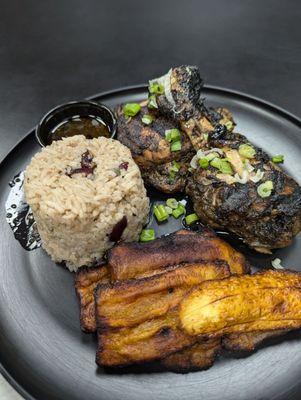 Jerk chicken with Jamaican rice and plantains