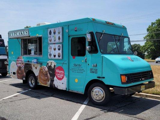 House of Cupcakes food truck, in the Mt. Laurel Shop-Rite on Burnt Mill road parking lot.