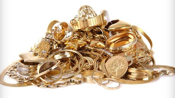 We specialize in gold and silver coins and jewelry! Come in or call for a free appraisal.