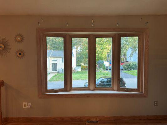 Bow window with oak wood!