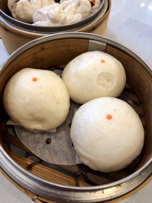 Egg custard buns