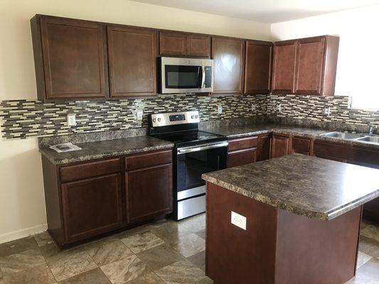 A beautiful kitchen that was created by Brothers Remodeling.