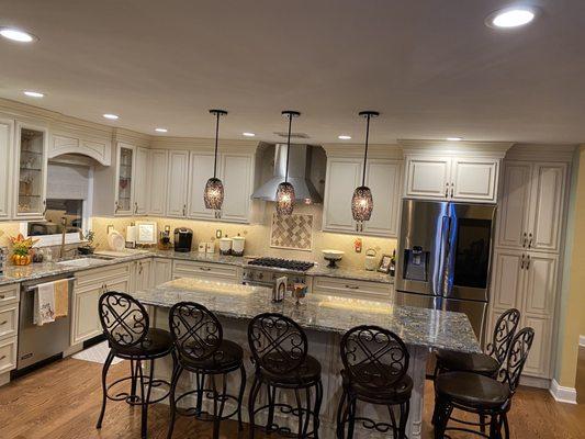 Kitchen cabinets , lighting