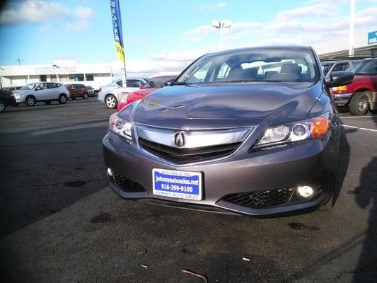 http://www.johnnyautosales.net/2013_Acura_ILX_Sacramento_CA_260995658.veh